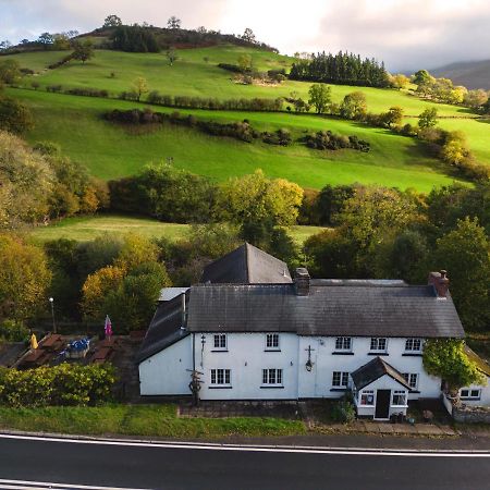 Dinas Castle Inn Брекон Экстерьер фото
